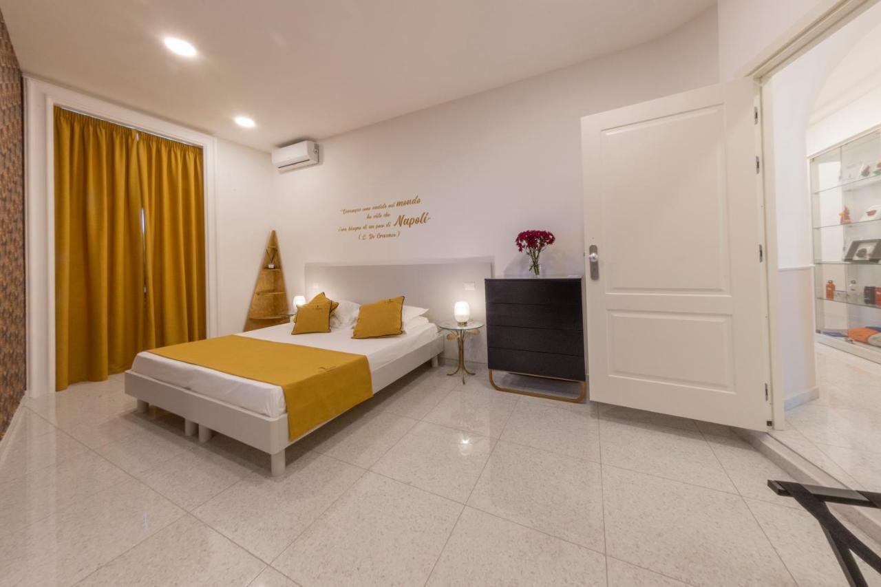 Le Angioine Rooms Neapel Exterior foto